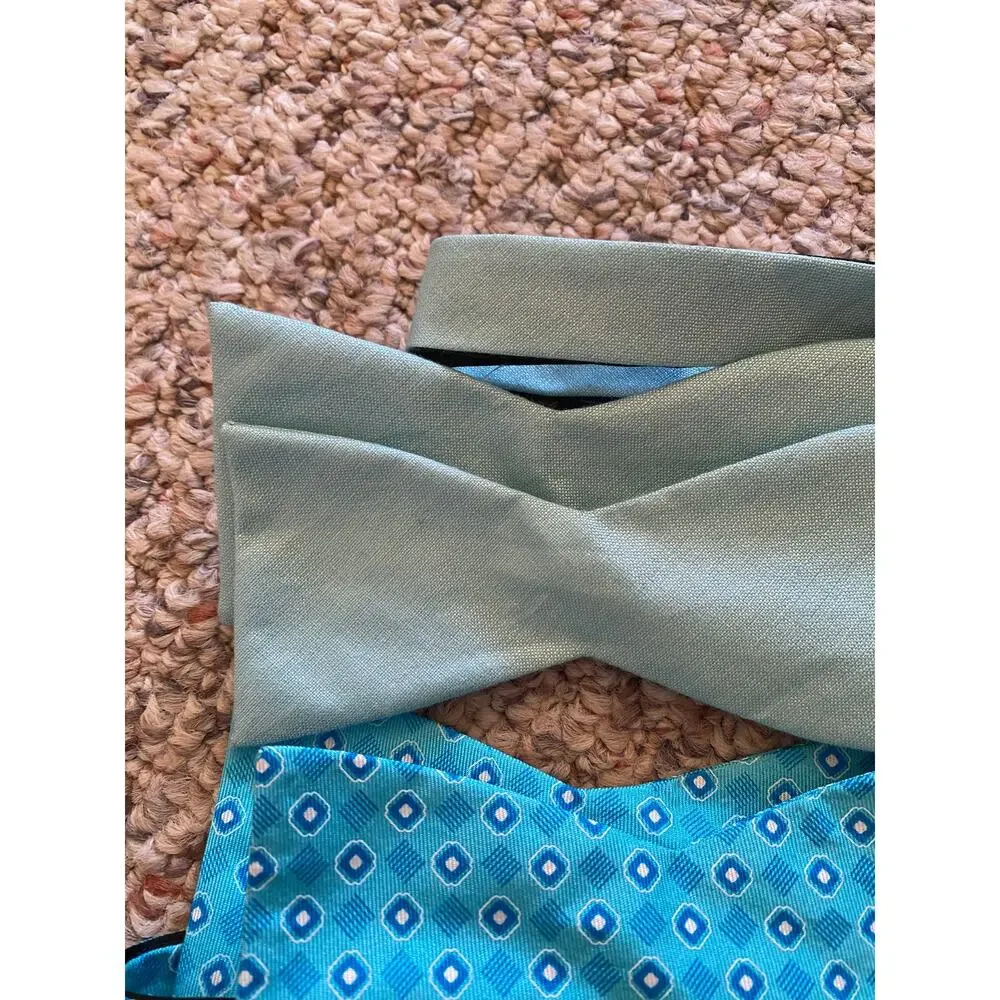 Saddlebreed bowties blue print and blue green